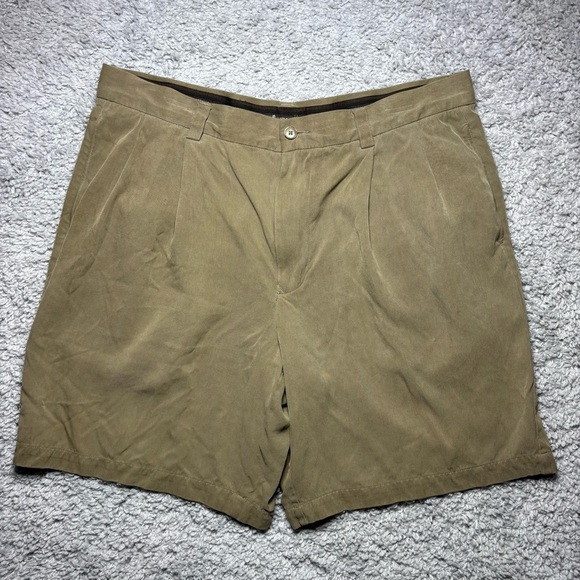 Tommy Bahama Shorts Mens 36 Silk Pleated Classic 4 Pockets Belt Loops Vacation - Picture 1 of 4